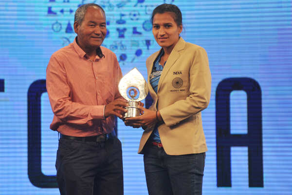 Photo - Mahindra Scorpio TOISA winners