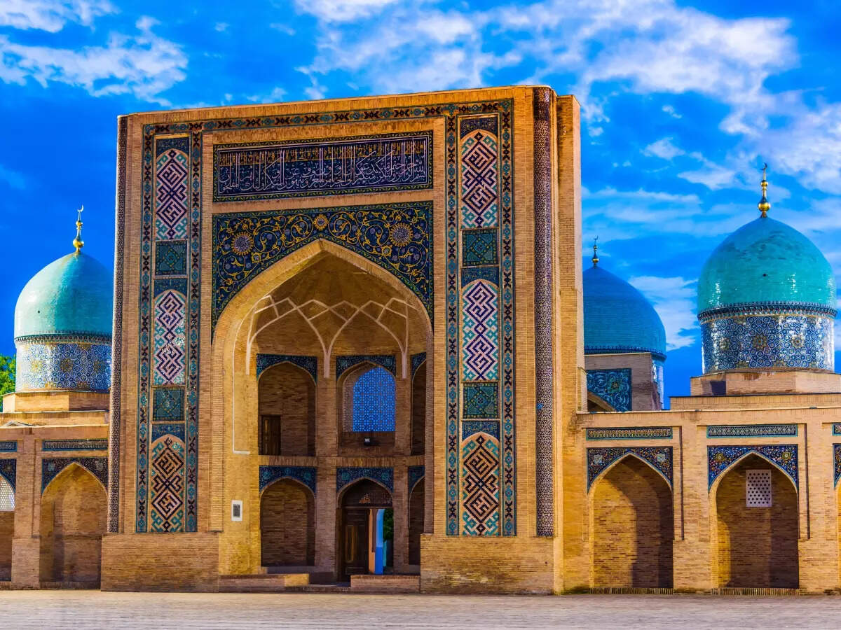 Uzbekistan home