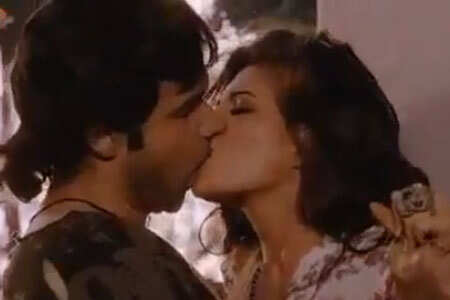 Top 10 Hottest Scenes of 2011