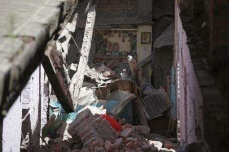 Strong earthquake rocks Mexico City