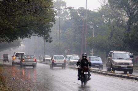 Rain, snowfall throws life out of gear