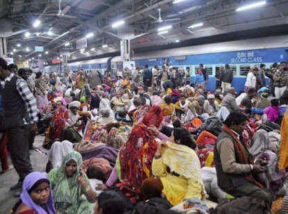 Stampede at Allahabad railway station