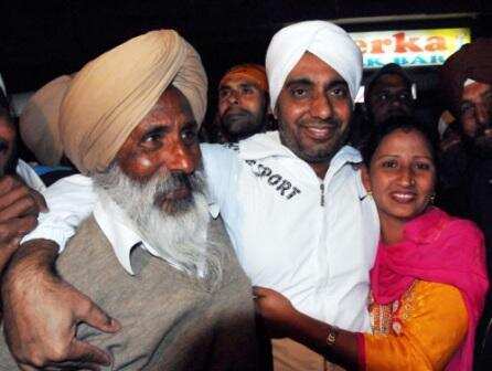 17 Indians on death row return from UAE