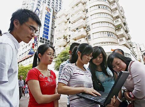 Workers in Wuhan