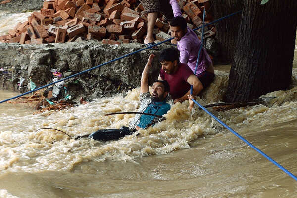 J&K floods: 20 startling pictures