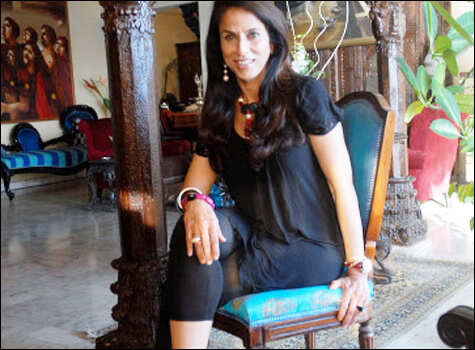 Shobha De: Fictitious beauty