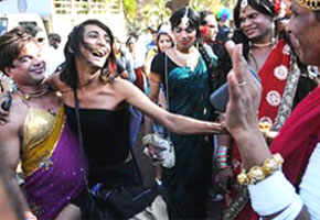 SC recognizes transgenders as 'third gender'