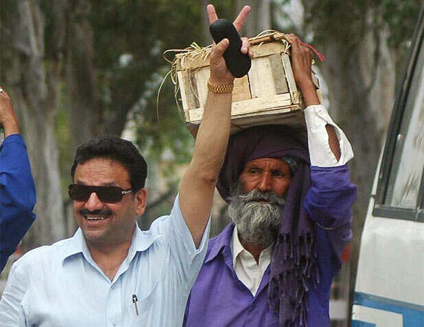 Fans from Pakistan