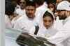 Crowd throngs Pataudi for a last glimpse of the 'Tiger'
