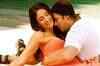 Kareena chooses Salman over Shah Rukh