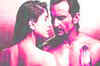 Bare back Kareena to get a saree from Shiv Sena!
