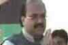 Amar takes on Mulayam over anti-English campaign