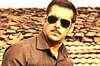 'Dabangg' earns 14cr on Day 1, beats '3 Idiots'