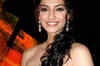 Sonam throws tantrums at the sets of 'Mausam'