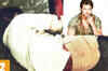 Beggars play accident prank on Hrithik Roshan