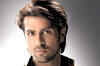 Harman wants Sonakshi to save his sagging career
