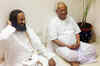 Sri Sri lauds Anna's crusade against corruption