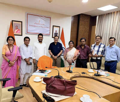 CM adviser meets Tolly reps