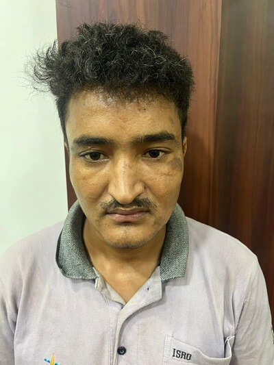 Couple steals Rs 25 lakh from employer&rsquo;s house in Bengaluru, arrested