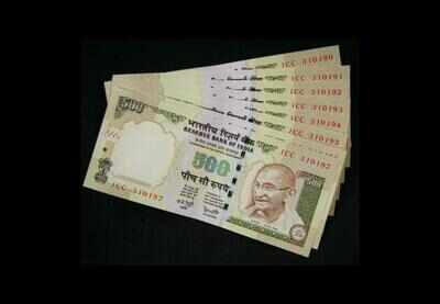 Chaos ensues after &lsquo;surgical strike&rsquo; on black money