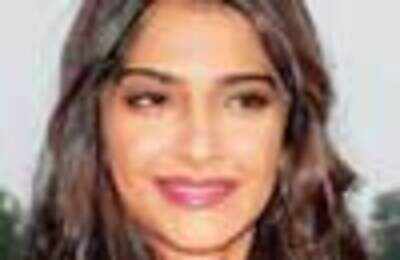 Sonam disappoints Abbas-Mustan